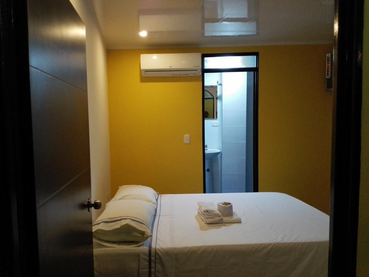 Hotel Espanol Neiva Нейва Екстер'єр фото
